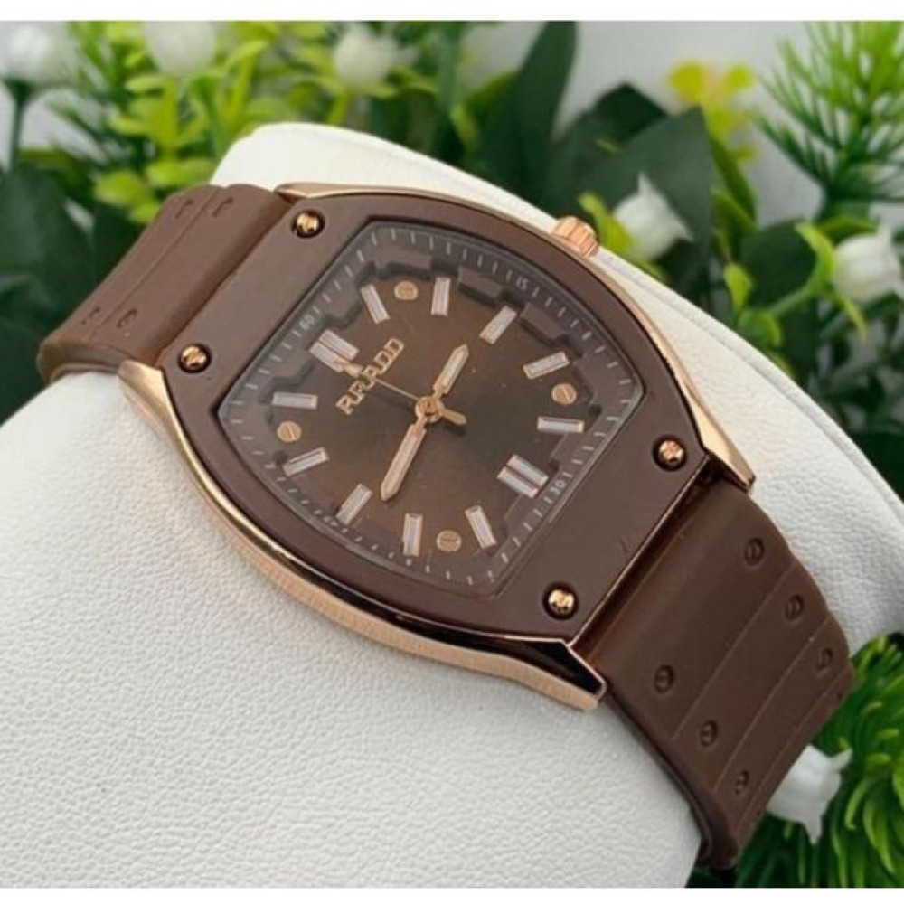 Ladies Rubber Strap Wristwatch